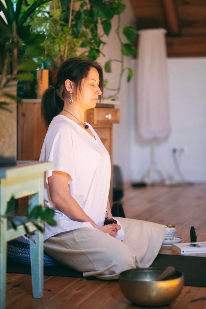 Filozofia jogi z elementami sanskrytu | Atelier Jogi